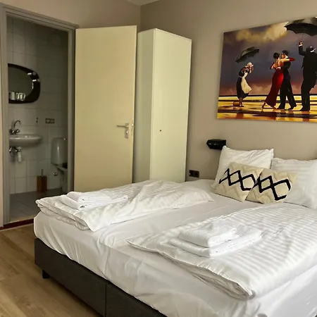 호텔 Gaudi 팔켄뷔르흐안더횔