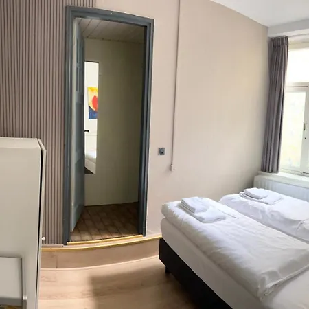 Hotell Gaudi 3*